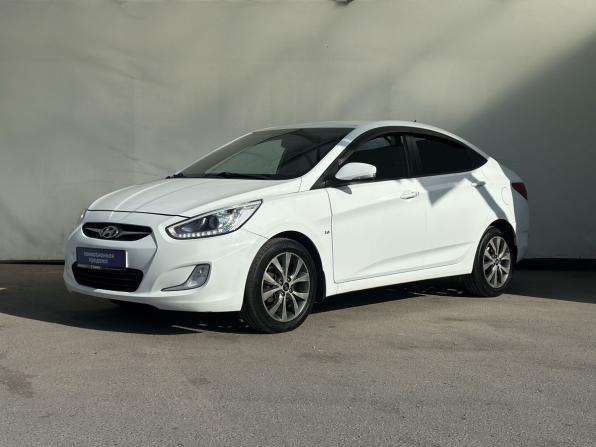 Hyundai Solaris I с пробегом 2014 года, цена 930 000 рублей, 151739 км, седан, Автокод Объявления