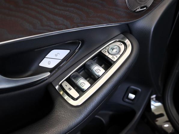 Mercedes-Benz GLC I (X253) Рестайлинг с пробегом 2019 года, цена 4 640 000 рублей, 94677 км, внедорожник, Автокод Объявления