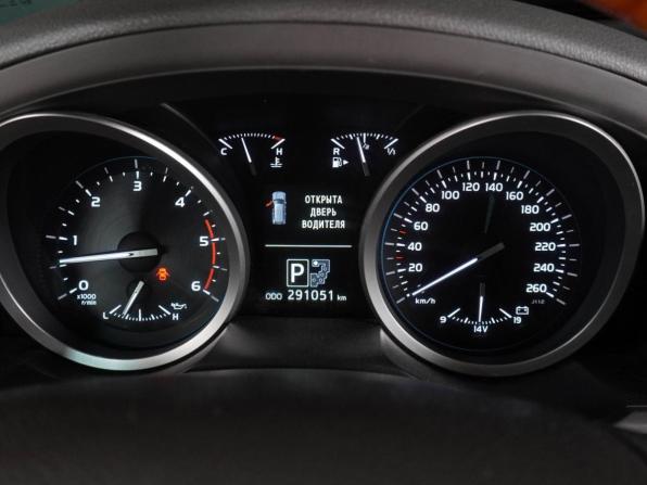 Toyota Land Cruiser 200 Series Рестайлинг 1 с пробегом 2013 года, цена 3 729 000 рублей, 291051 км, внедорожник, Автокод Объявления