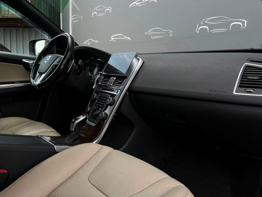 Volvo XC60 I Рестайлинг Санкт-Петербург  - изображение 8