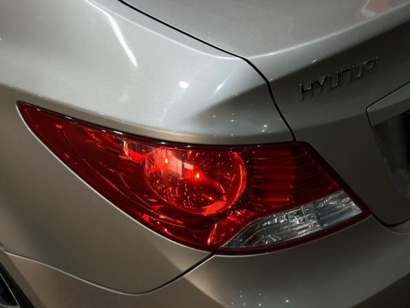 Hyundai Solaris I с пробегом 2013 года, цена 740 000 рублей, 117833 км, седан, Автокод Объявления