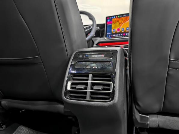 Volkswagen Tiguan III (China Market) с пробегом 2025 года, цена 4 470 000 рублей, 2373 км, внедорожник, Автокод Объявления