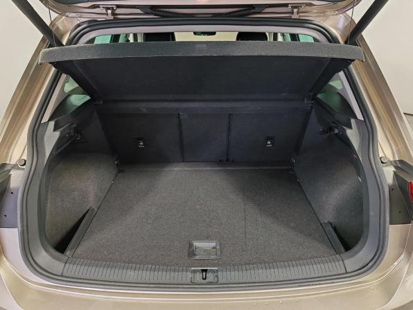 Volkswagen Tiguan II Рестайлинг с пробегом 2021 года, цена 3 199 000 рублей, 96047 км, внедорожник, Автокод Объявления
