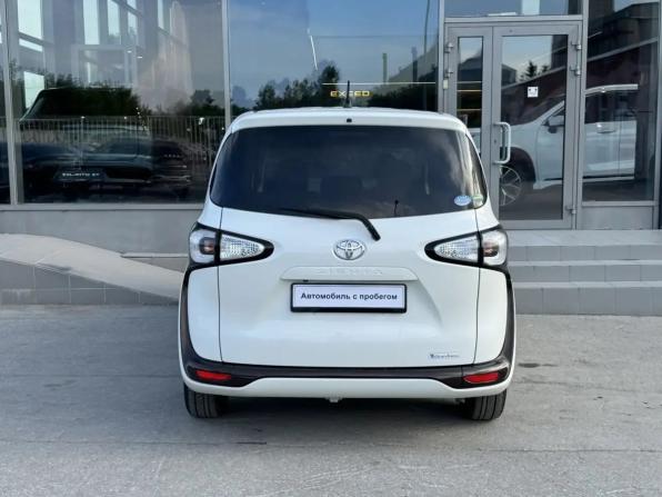 Toyota Sienta II с пробегом 2016 года, цена 1 300 000 рублей, 160058 км, компактвэн, Автокод Объявления