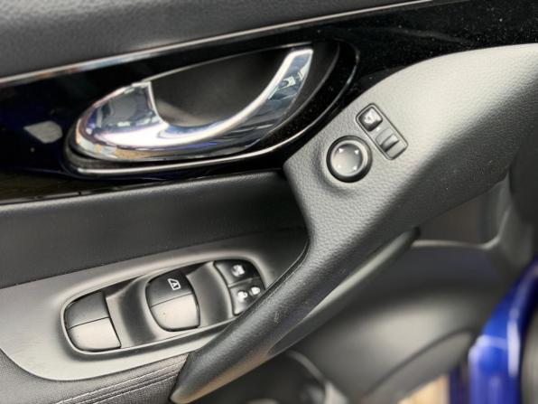 Nissan Qashqai II с пробегом 2016 года, цена 1 764 000 рублей, 72747 км, внедорожник, Автокод Объявления