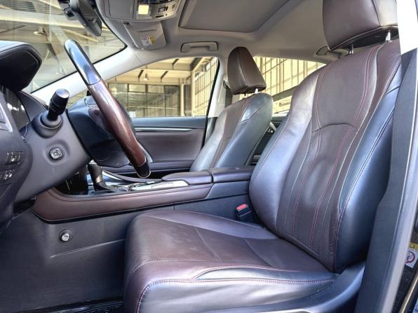 Lexus RX IV с пробегом 2017 года, цена 4 200 000 рублей, 139050 км, внедорожник, Автокод Объявления