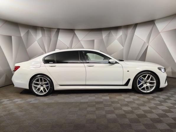 BMW 7 серии VI (G11/G12) с пробегом 2015 года, цена 3 870 000 рублей, 198146 км, седан, Автокод Объявления