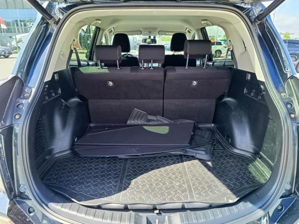 Toyota RAV4 IV (XA40) Рестайлинг с пробегом 2017 года, цена 1 899 995 рублей, 195001 км, внедорожник, Автокод Объявления