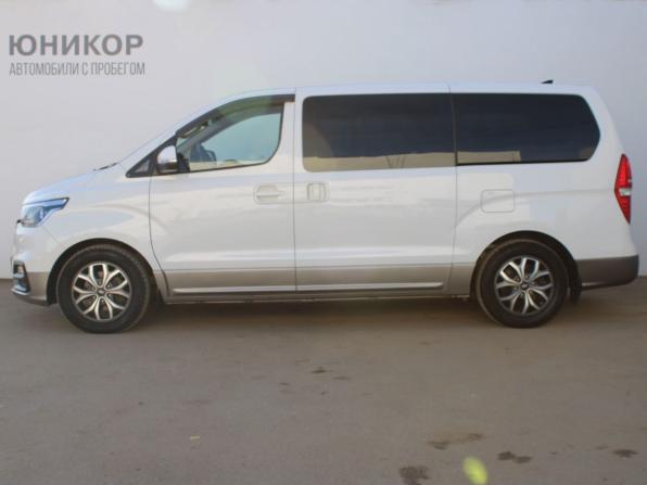 Hyundai H-1 II Рестайлинг 2 с пробегом 2020 года, цена 3 129 000 рублей, 113556 км, минивэн, Автокод Объявления
