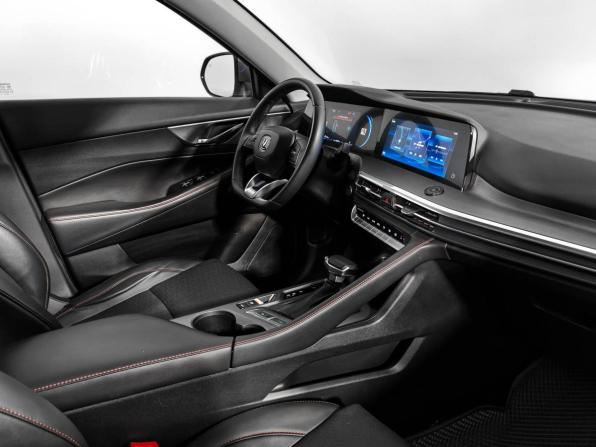 Changan CS35 Plus I Рестайлинг с пробегом 2023 года, цена 1 767 900 рублей, 44227 км, внедорожник, Автокод Объявления