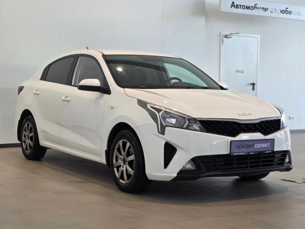 Kia Rio IV Рестайлинг с пробегом 2022 года, цена 1 755 000 рублей, 108175 км, седан, Автокод Объявления