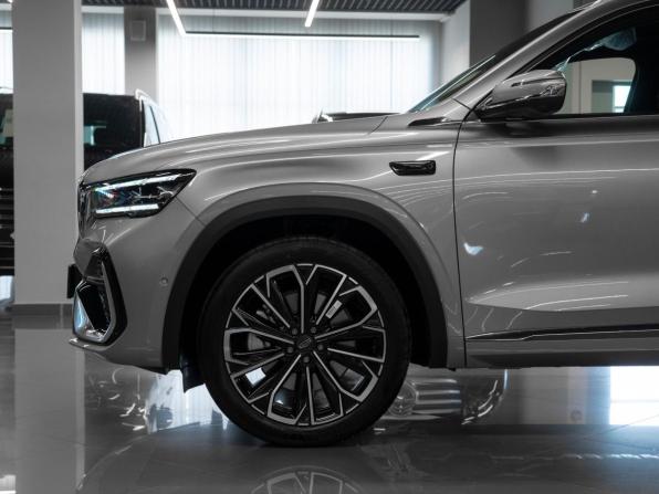 Geely Monjaro I Рестайлинг 2 с пробегом 2025 года, цена 4 250 000 рублей, 50 км, внедорожник, Автокод Объявления