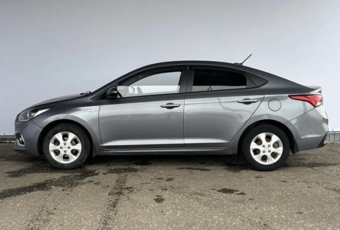 Hyundai Solaris II с пробегом 2018 года, цена 1 345 000 рублей, 115691 км, седан, Автокод Объявления