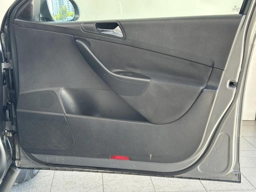 Volkswagen Passat B6 Барнаул  - изображение 23