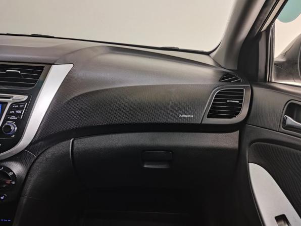 Hyundai Solaris I с пробегом 2012 года, цена 820 000 рублей, 215956 км, седан, Автокод Объявления