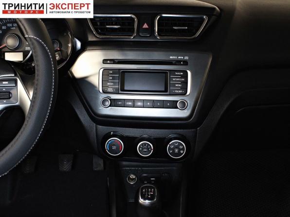Kia Rio III Рестайлинг с пробегом 2017 года, цена 1 067 000 рублей, 74024 км, хэтчбек, Автокод Объявления