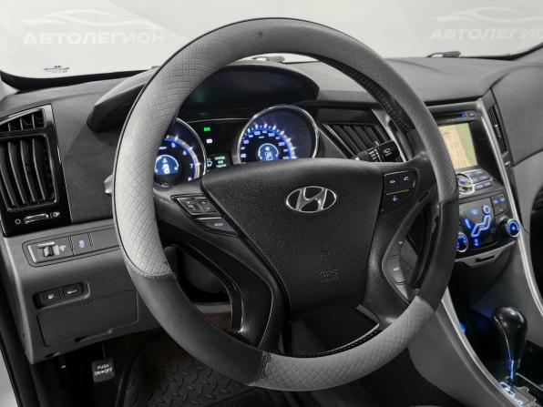Hyundai Sonata VI (YF) с пробегом 2010 года, цена 910 000 рублей, 238000 км, седан, Автокод Объявления