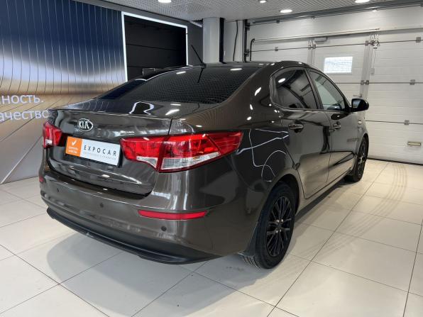Kia Rio III Рестайлинг с пробегом 2016 года, цена 815 000 рублей, 123000 км, седан, Автокод Объявления