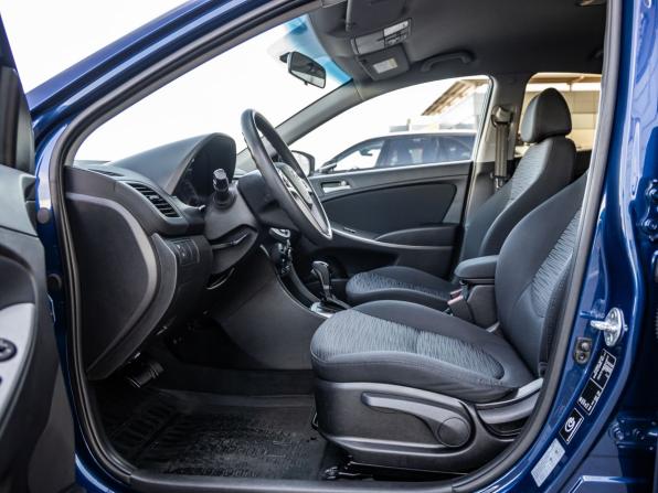 Hyundai Solaris I Рестайлинг с пробегом 2015 года, цена 1 445 000 рублей, 63155 км, седан, Автокод Объявления