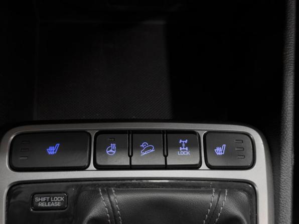 Hyundai Creta I с пробегом 2017 года, цена 1 699 900 рублей, 114000 км, внедорожник, Автокод Объявления