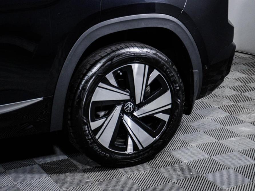 Volkswagen Teramont I Рестайлинг Москва  - изображение 15