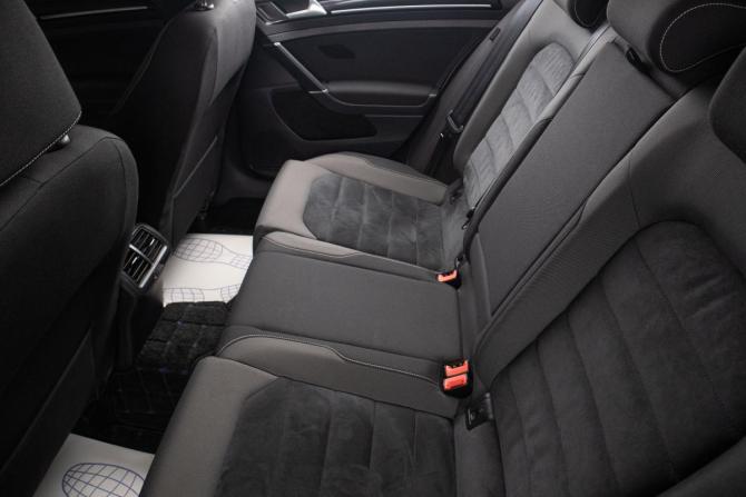 Volkswagen Golf VII с пробегом 2014 года, цена 1 469 000 рублей, 93911 км, универсал, Автокод Объявления