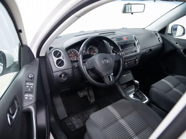 Volkswagen Tiguan I с пробегом 2011 года, цена 980 000 рублей, 243652 км, внедорожник, Автокод Объявления