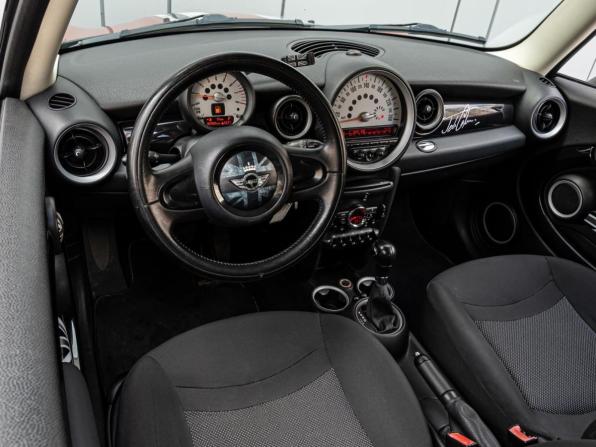 Mini Hatch II (R56) Рестайлинг с пробегом 2010 года, цена 888 000 рублей, 143154 км, хэтчбек, Автокод Объявления