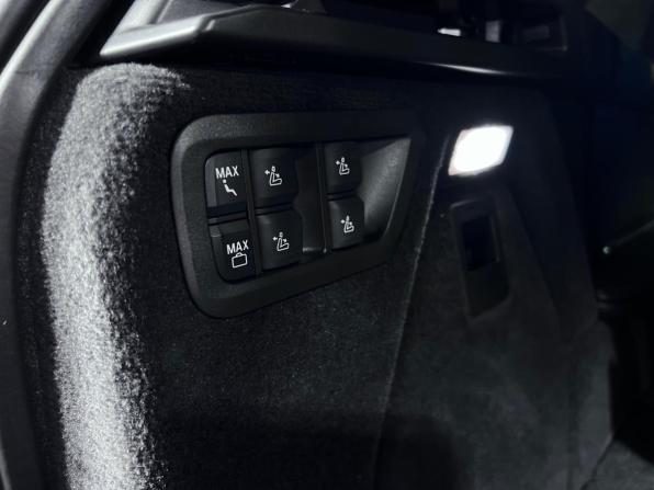 BMW X7 I (G07) Рестайлинг с пробегом 2025 года, цена 16 099 000 рублей, 3905 км, внедорожник, Автокод Объявления
