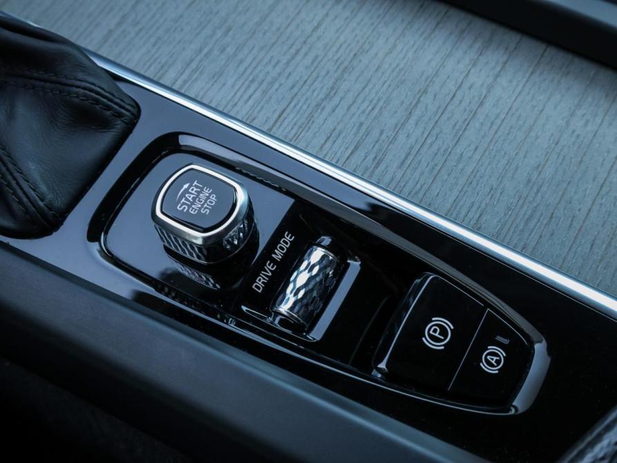 Volvo S60 III Москва  - изображение 18