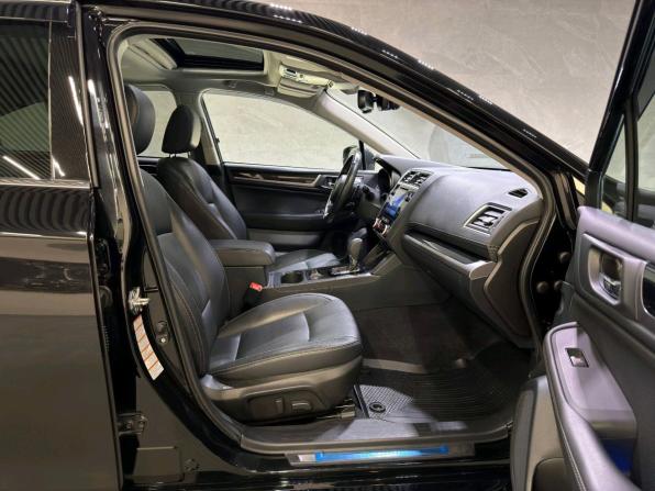 Subaru Legacy VI Рестайлинг с пробегом 2019 года, цена 2 950 000 рублей, 70465 км, седан, Автокод Объявления