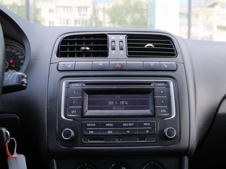 Volkswagen Polo V Самара  - изображение 12