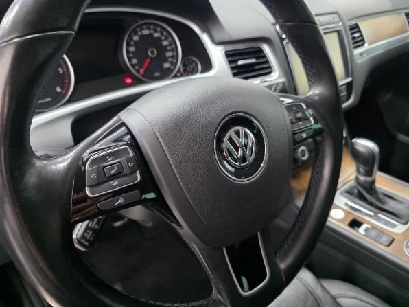 Volkswagen Touareg II Рестайлинг с пробегом 2016 года, цена 3 320 000 рублей, 163700 км, внедорожник, Автокод Объявления