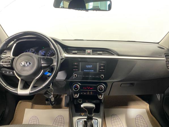 Kia Rio IV Рестайлинг с пробегом 2021 года, цена 1 459 000 рублей, 131272 км, седан, Автокод Объявления