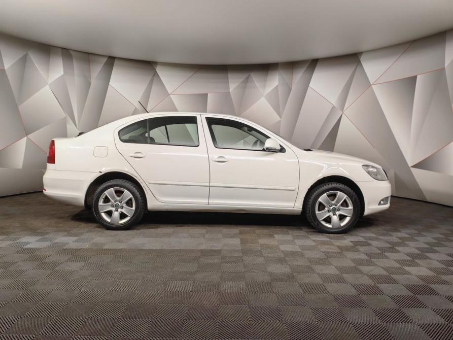 Skoda Octavia II (A5) Рестайлинг Москва  - изображение 6