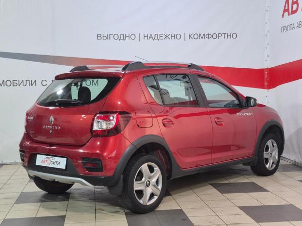 Renault Sandero II с пробегом 2015 года, цена 790 000 рублей, 175000 км, хэтчбек, Автокод Объявления