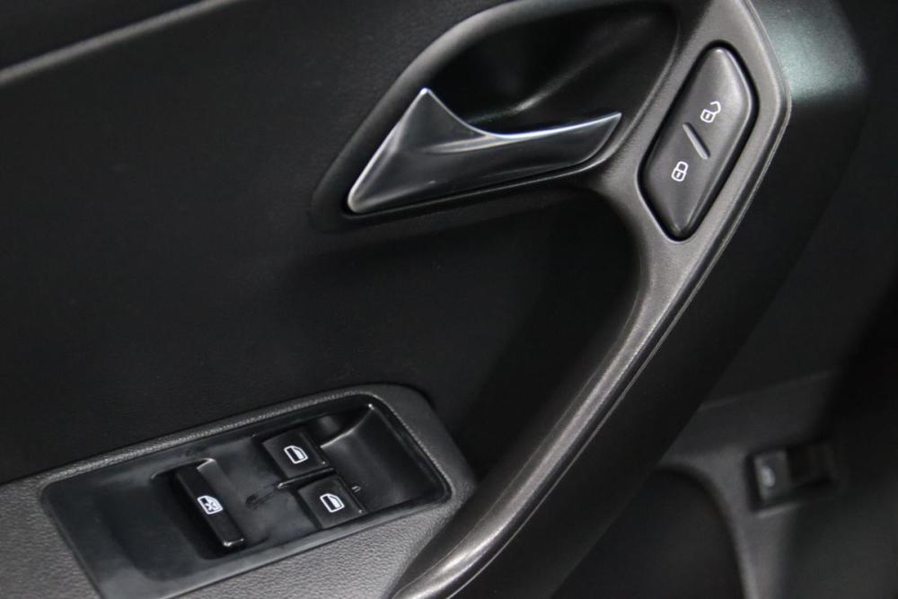 Volkswagen Polo V Сургут  - изображение 16