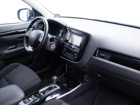 Mitsubishi Outlander III Рестайлинг 3 с пробегом 2019 года, цена 1 995 000 рублей, 109375 км, внедорожник, Автокод Объявления
