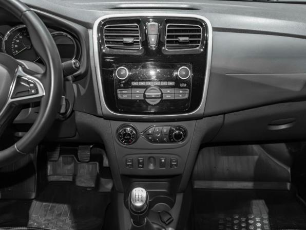 Renault Logan II Рестайлинг с пробегом 2020 года, цена 845 128 рублей, 87005 км, седан, Автокод Объявления