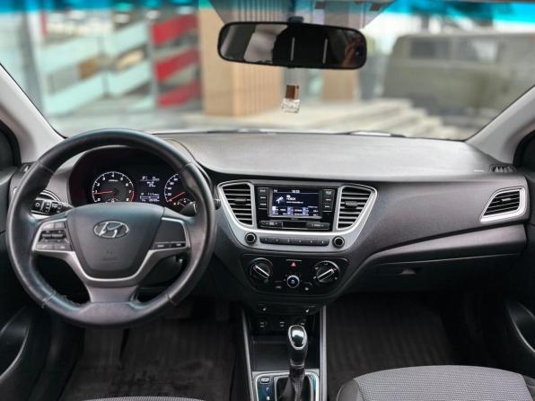 Hyundai Solaris II Рестайлинг с пробегом 2021 года, цена 1 139 000 рублей, 135459 км, седан, Автокод Объявления