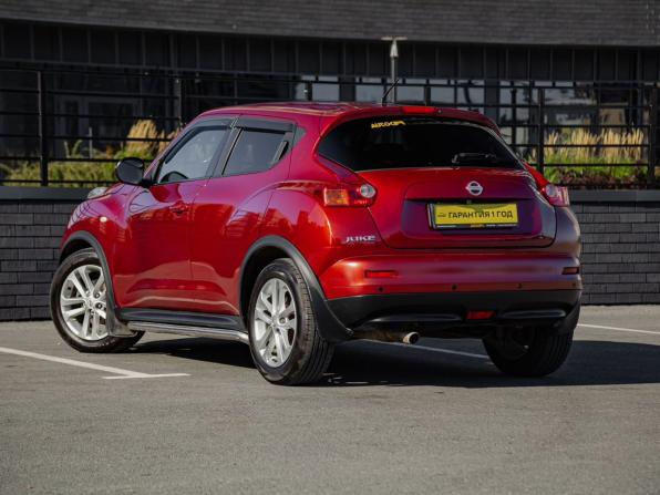 Nissan Juke I с пробегом 2011 года, цена 820 000 рублей, 190650 км, внедорожник, Автокод Объявления