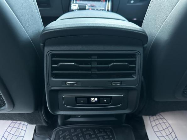 Audi Q8 I (4M) с пробегом 2022 года, цена 7 950 000 рублей, 44575 км, внедорожник, Автокод Объявления