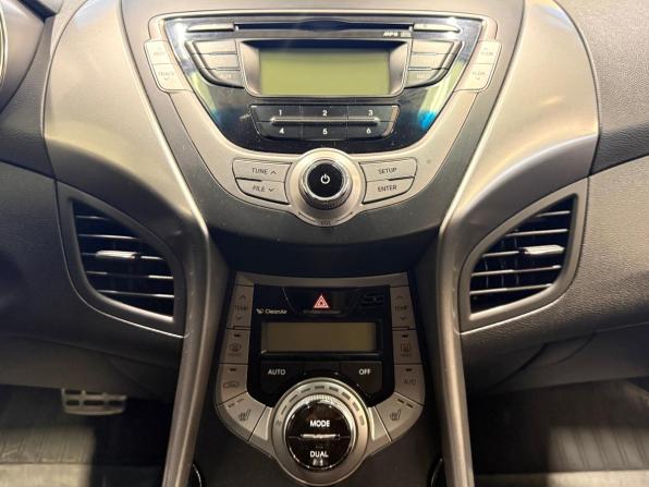 Hyundai Elantra V (MD) с пробегом 2012 года, цена 1 080 000 рублей, 151667 км, седан, Автокод Объявления