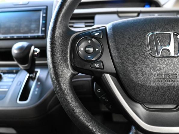 Honda Freed II Рестайлинг с пробегом 2019 года, цена 1 799 000 рублей, 71456 км, компактвэн, Автокод Объявления