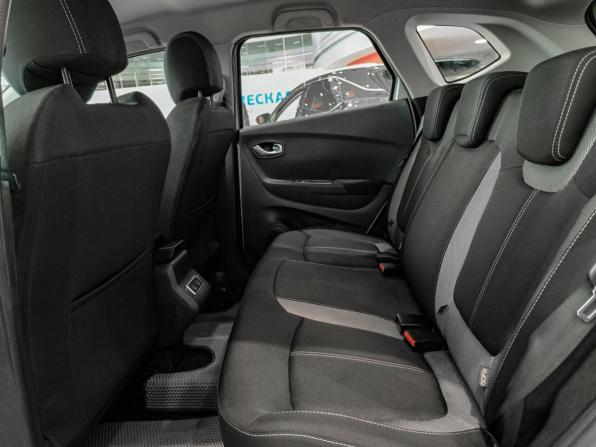 Renault Kaptur I Рестайлинг с пробегом 2021 года, цена 1 646 000 рублей, 106852 км, внедорожник, Автокод Объявления