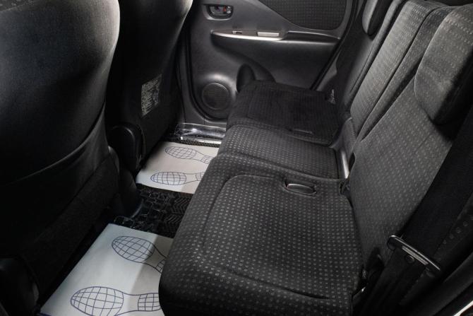 Toyota Ractis I с пробегом 2009 года, цена 764 000 рублей, 176800 км, хэтчбек, Автокод Объявления