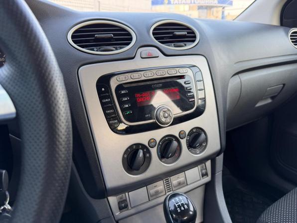 Ford Focus II Рестайлинг с пробегом 2011 года, цена 630 000 рублей, 122000 км, хэтчбек, Автокод Объявления