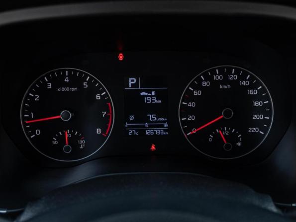 Kia Rio IV Рестайлинг с пробегом 2021 года, цена 1 740 000 рублей, 126733 км, хэтчбек, Автокод Объявления