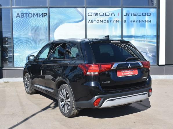 Mitsubishi Outlander III Рестайлинг 3 с пробегом 2019 года, цена 2 060 000 рублей, 82028 км, внедорожник, Автокод Объявления