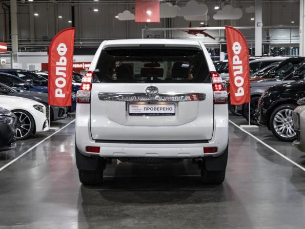 Toyota Land Cruiser Prado 150 Series Рестайлинг 1 с пробегом 2015 года, цена 2 999 585 рублей, 241627 км, внедорожник, Автокод Объявления